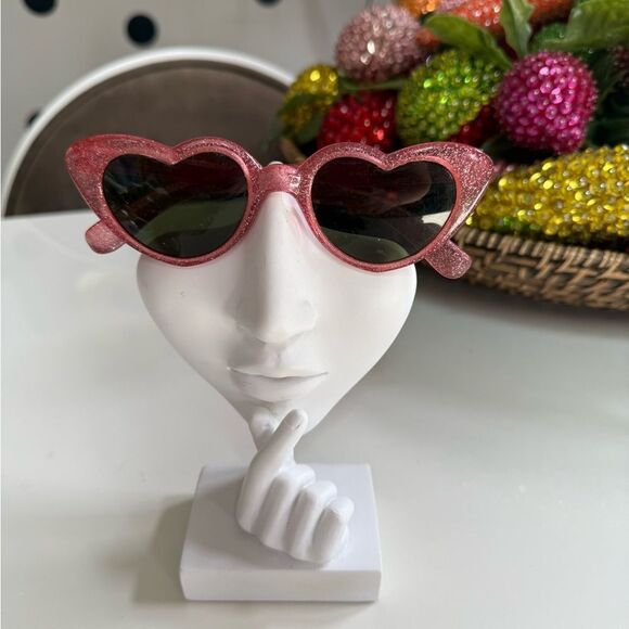 True Vintage 1980s New Wave Made in France Pink Glitter Heart Shaped Sunglasses main image 5